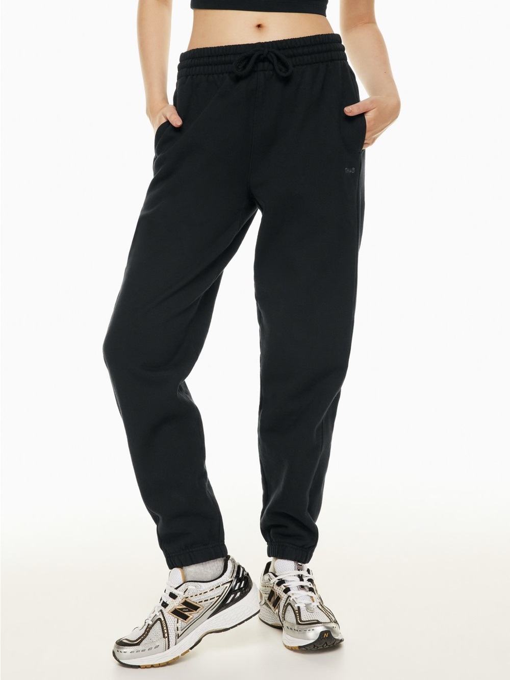 Aritzia TNA Cozy Fleece Boyfriend Fit Sweatpant Black Joggers